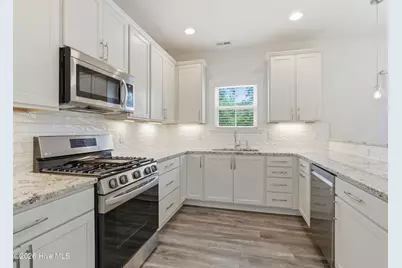 672 Coniston Drive SE, Leland, NC 28451 - Photo 8