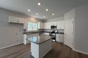 119 Crossvine St, Selma, NC 27576 - Photo 8