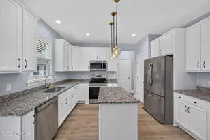 163 NE 2nd St, Oak Island, NC 28465 - Photo 20