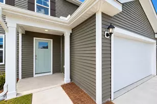1057 Pampas Grass Dr, Castle Hayne, NC 28429 - Photo 2