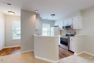 1203 Wilshire Cir, Aberdeen, NC 28315 - Photo 10