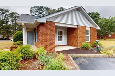 1203 Wilshire Circle, Aberdeen, NC 28315 - Photo 2