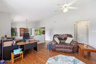 413 Commerce Ave, Morehead City, NC 28557 - Photo 8