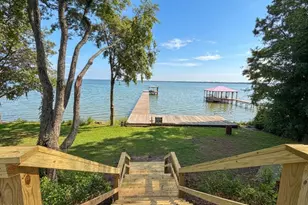 104 Live Oak Circle, Lake Waccamaw, NC 28450 - Photo 4