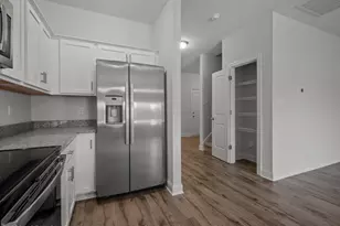 209 Verrazzano Ln, Jacksonville, NC 28546 - Photo 6