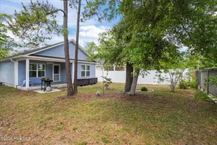 206 NE 76th St, Oak Island, NC 28465 - Photo 32