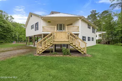 614 Cape Fear Drive, Burgaw, NC 28425 - Photo 1