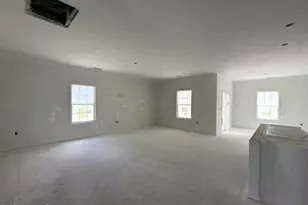 127 Crossvine St, Selma, NC 27576 - Photo 4