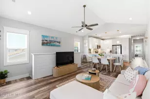 903 Ocean Blvd, Carolina Beach, NC 28428 - Photo 12