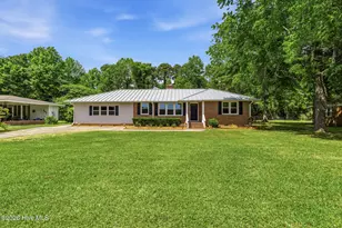 1719 Old Folkstone Rd, Sneads Ferry, NC 28460 - Photo 2