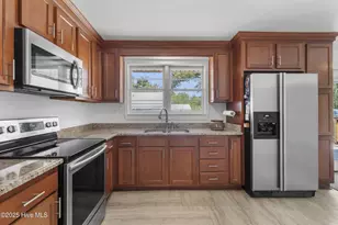 624 Jabbertown Rd, Southport, NC 28461 - Photo 10