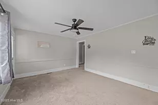 2402 Oaks Rd, New Bern, NC 28560 - Photo 8