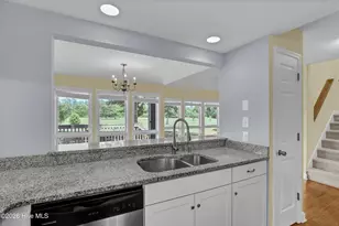 337 Sandpiper Ln, Hampstead, NC 28443 - Photo 12