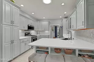 719 Sawgrass Rd, Hampstead, NC 28443 - Photo 14