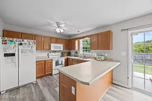 316 Mann St, Hubert, NC 28539 - Photo 20