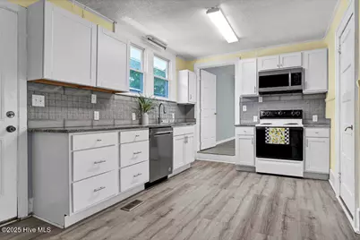 1912 Nun Street, Wilmington, NC 28403 - Photo 10