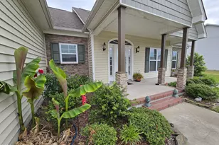 1029 Ellery Dr, Greenville, NC 27834 - Photo 2