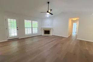 148 Deerwood Ln, Pinehurst, NC 28374 - Photo 4