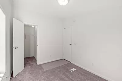 2807 Cross Bones Road SW, Supply, NC 28462 - Photo 14