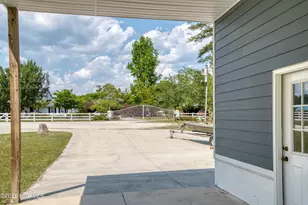 182 Branch Ct, Swansboro, NC 28584 - Photo 52