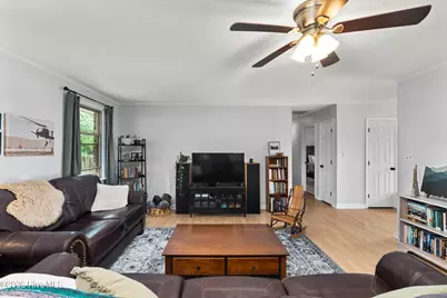 606 Forest Hill Circle, Elizabeth City, NC 27909 - Photo 2
