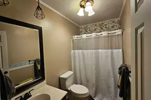 301 Fork Lake Dr, Clinton, NC 28328 - Photo 32