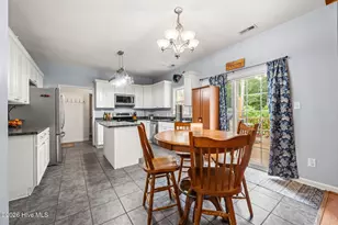 257 Wagonwheel Ln, Richlands, NC 28574 - Photo 18