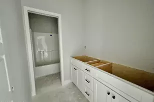 3794 Chatsworth Dr, La Grange, NC 28551 - Photo 6