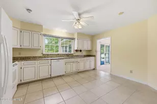 600 Winged Foot Ct, New Bern, NC 28562 - Photo 8