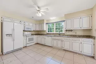 600 Winged Foot Ct, New Bern, NC 28562 - Photo 6