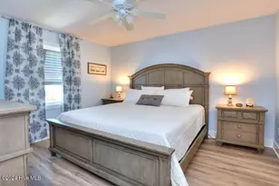 5207 E Pelican Dr, Oak Island, NC 28465 - Photo 36
