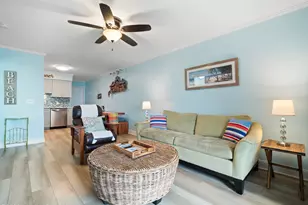 1404 Canal Dr, Carolina Beach, NC 28428 - Photo 18
