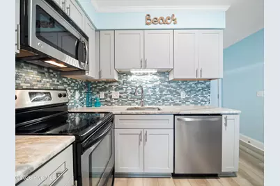 1404 Canal Drive #Apt 18, Carolina Beach, NC 28428 - Photo 10