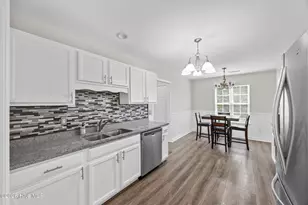 209 Adele Ct, Wilmington, NC 28412 - Photo 8