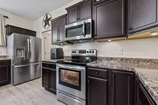 304 Agatha Ct, Jacksonville, NC 28540 - Photo 12