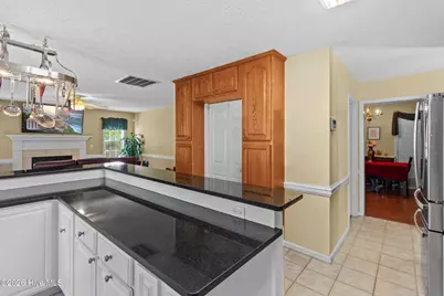 115 Neuse Harbour Boulevard, New Bern, NC 28560 - Photo 12