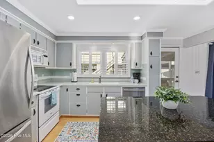 407 35th St, Sunset Beach, NC 28468 - Photo 10