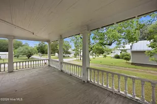 211 Pollock St, Pollocksville, NC 28573 - Photo 30