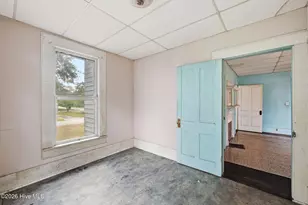 211 Pollock St, Pollocksville, NC 28573 - Photo 18