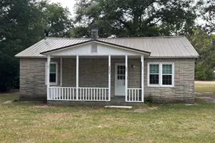 2455 Quewhiffle Rd, Aberdeen, NC 28315 - Photo 1