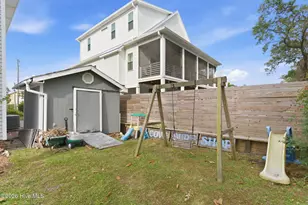 701 Fifth Street S, Carolina Beach, NC 28428 - Photo 32