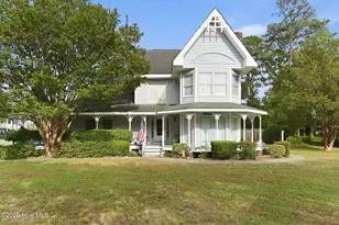 701 Fifth Street S, Carolina Beach, NC 28428 - Photo 2