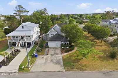 701 Fifth Street S, Carolina Beach, NC 28428 - Photo 10