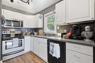 310 White Oak St, Jacksonville, NC 28540 - Photo 8