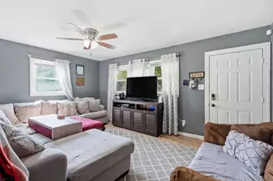 310 White Oak St, Jacksonville, NC 28540 - Photo 6