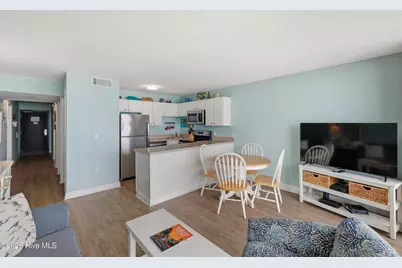 1615 Lake Park Boulevard S #Unit 612, Carolina Beach, NC 28428 - Photo 10