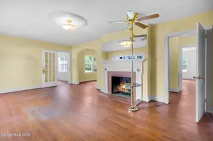 402 Madam Moores Ln, New Bern, NC 28562 - Photo 12