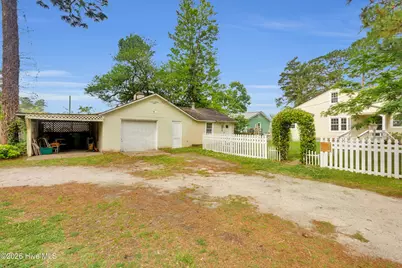 402 Madam Moores Lane, New Bern, NC 28562 - Photo 32