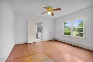 402 Madam Moores Ln, New Bern, NC 28562 - Photo 18