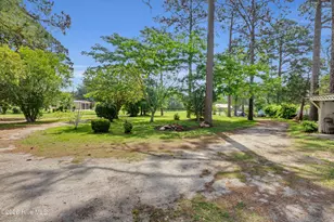 402 Madam Moores Ln, New Bern, NC 28562 - Photo 28